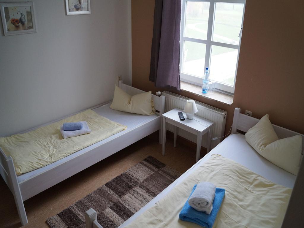 Gasthuus Ulenhoff Hotel Westoverledingen Phòng bức ảnh