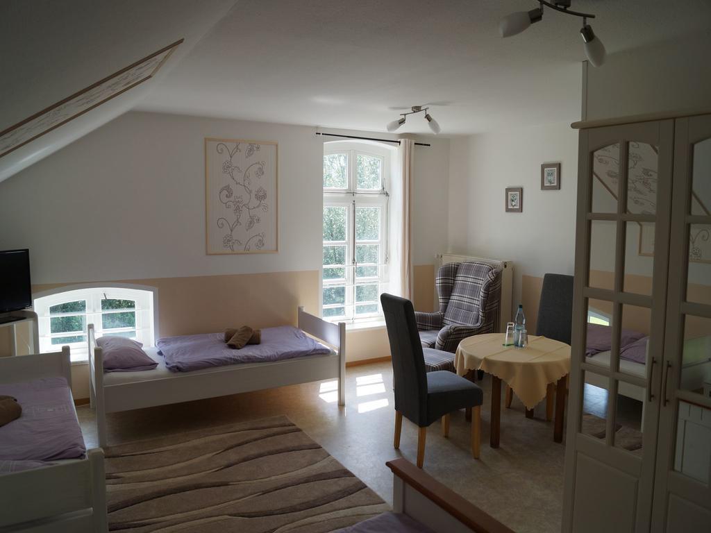 Gasthuus Ulenhoff Hotel Westoverledingen Phòng bức ảnh