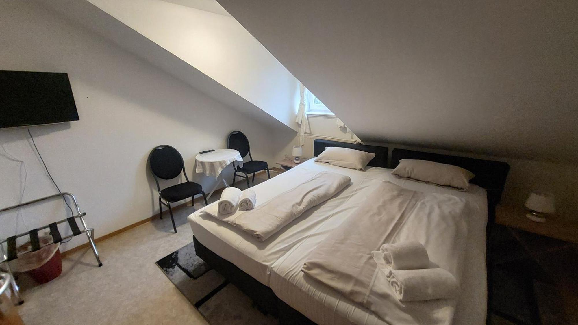 Gasthuus Ulenhoff Hotel Westoverledingen Ngoại thất bức ảnh